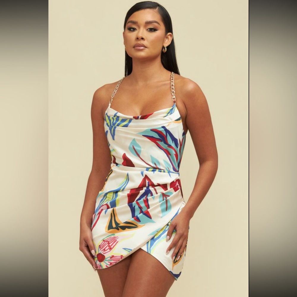 NWT Satin abstract resort dress